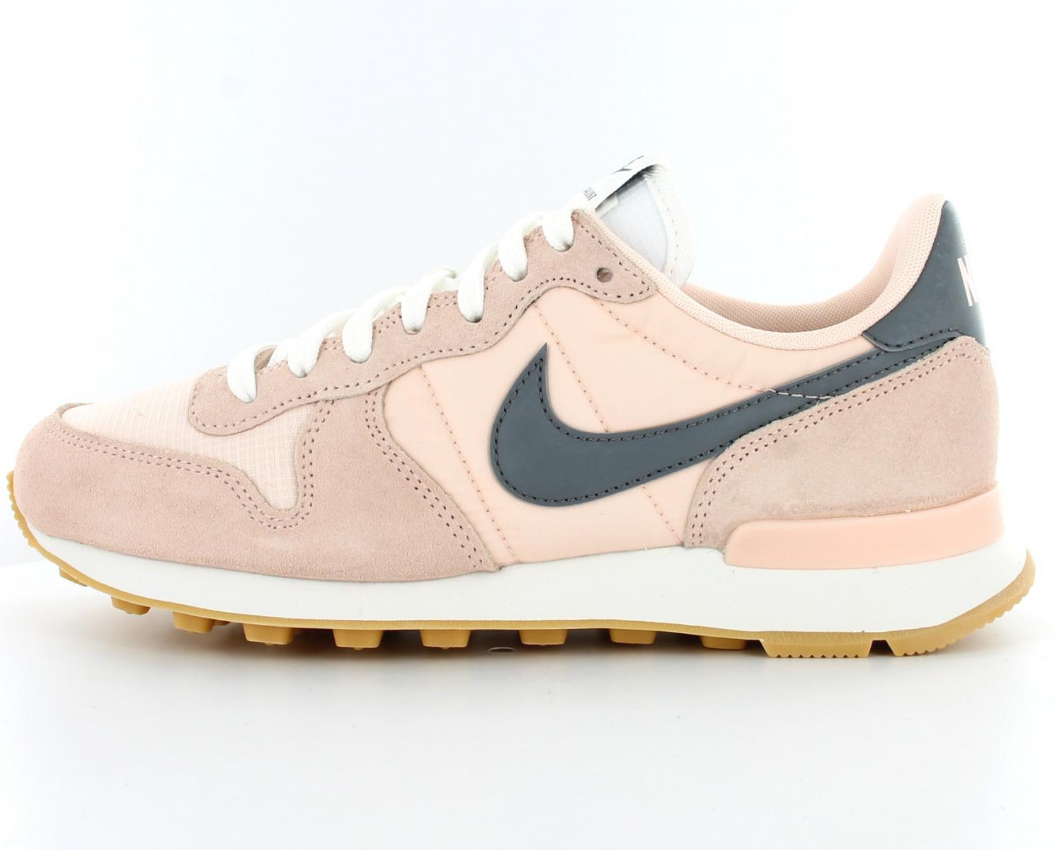 basket nike internationalist femme noir basket nike internationalist femme noir